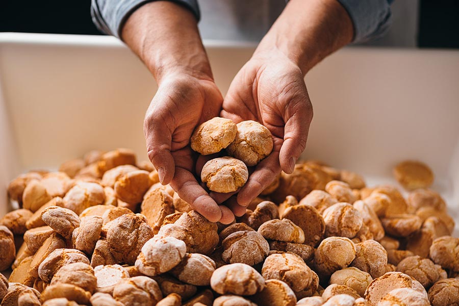 Gli amaretti di Mombaruzzo