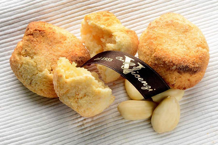 Amaretti di Mombaruzzo